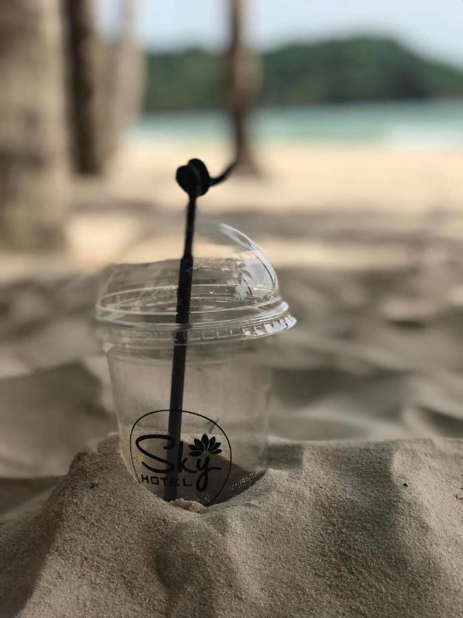 Sky Hotel Phu Quoc Extérieur photo