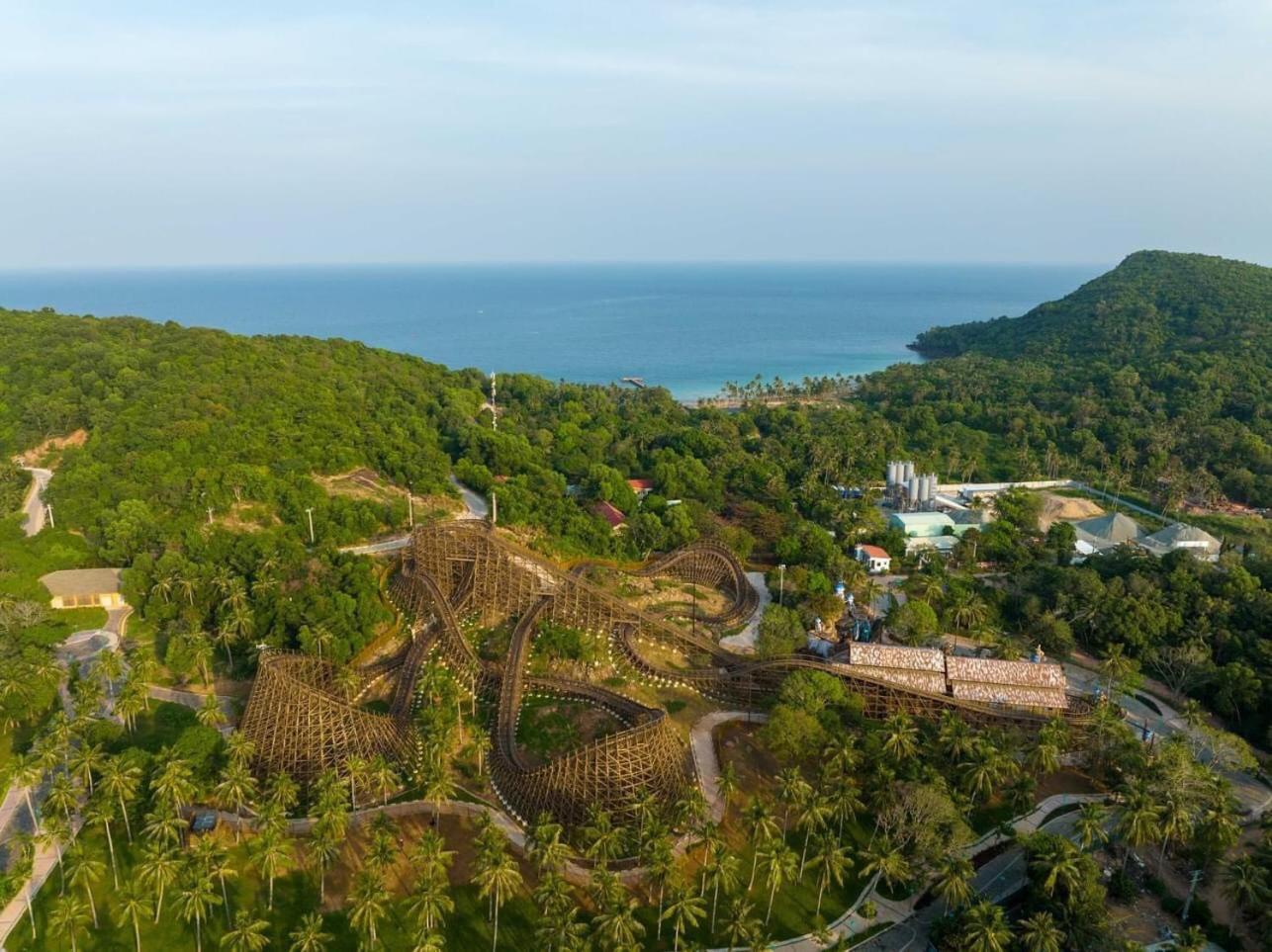 Sky Hotel Phu Quoc Extérieur photo